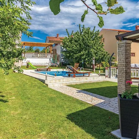 Stunning In With Private Swimming Pool, Be Inside Or Outside Σπίτι διακοπών Πούλα