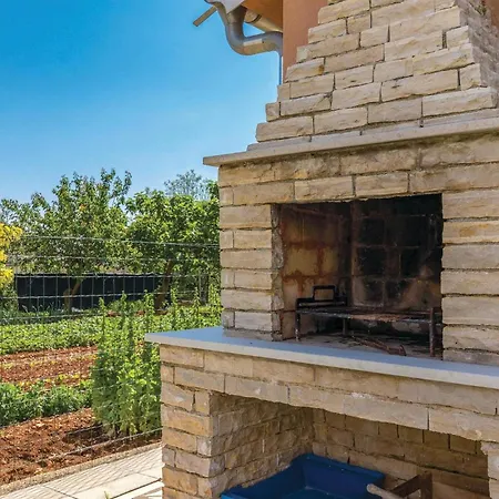 Stunning In With Private Swimming Pool, Be Inside Or Outside Σπίτι διακοπών